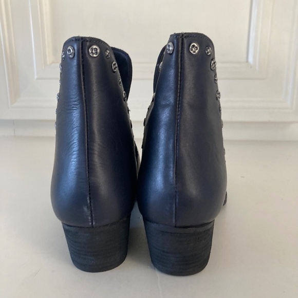 NWOT Free People Studded Charm Double V Black Leather Ankle Boots Sz 36.5 - Picture 6 of 8